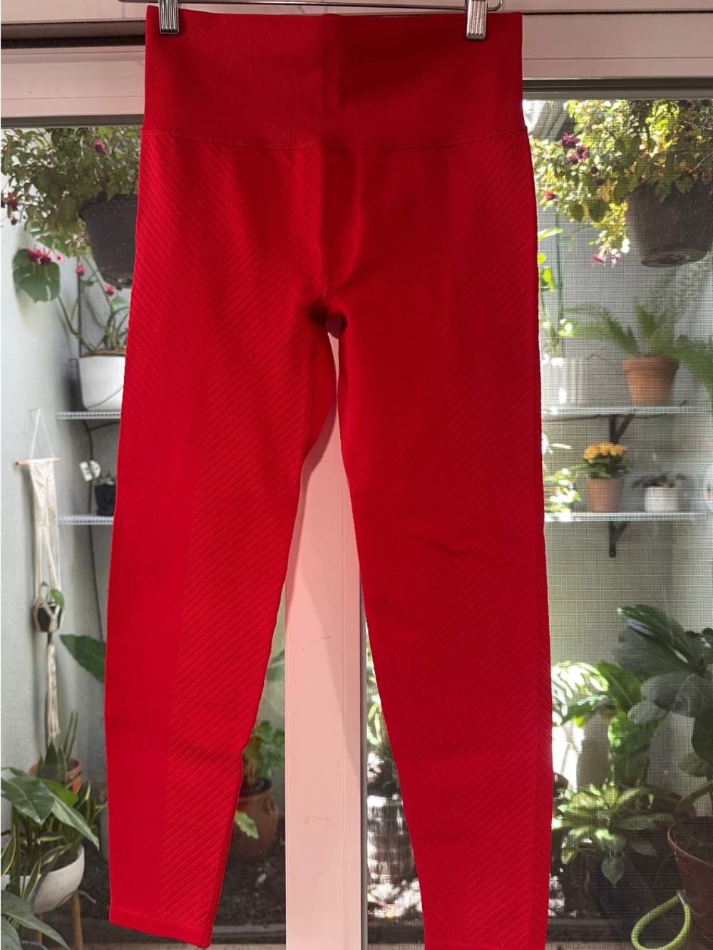 DSG Red High-Waist Crop Leggings